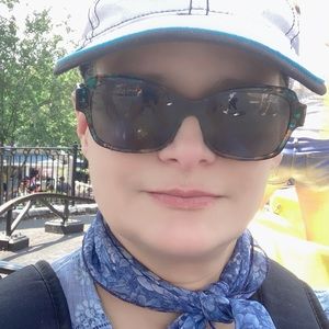 Meet your Posher, Carmen